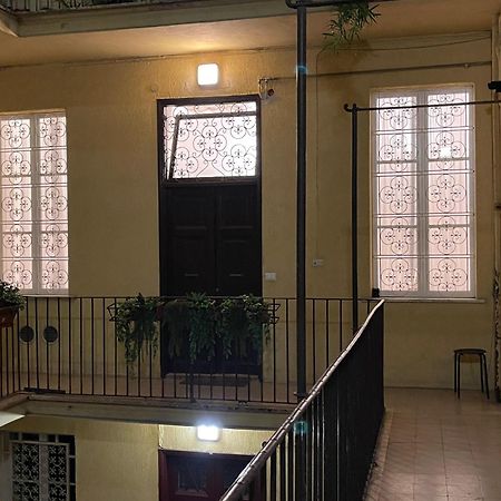 Domus Alfieri Al Colosseo روما المظهر الخارجي الصورة