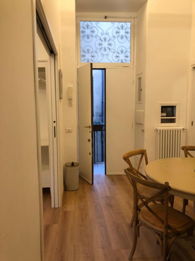 Domus Alfieri Al Colosseo روما المظهر الخارجي الصورة